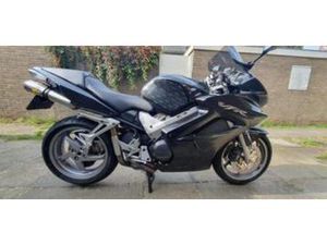 HONDA VFR 800 — MOTOREN | HONDA — MARKTPLAATS