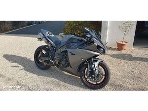 YAMAHA R1 CROSSPLANE 2013