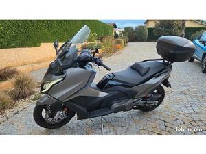 KYMCO AK 550 PREMIUM