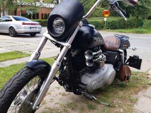 HARLEY-DAVIDSON DYNA STREETBOB FXDB