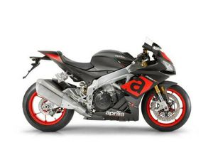2018 APRILIA® RSV4 RR
