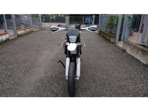 XMF 125 MOTARD PERFORMANCE 4T (2021 - 22)