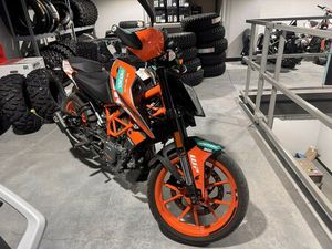2022 KTM 390 DUKE