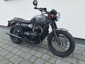 TRIUMPH BONNEVILLE T120 SKIERNIEWICE