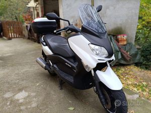 YAMAHA X MAX 250 ANNO 2010 KM 24 MILA RIMINI