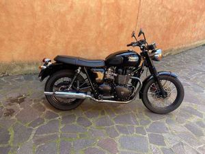 TRIUMPH BONNEVILLE T100 TOTAL BLACK NERO
