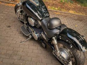 BOBBER KAWASAKI UMBAU 200ER HINTERREIFEN
