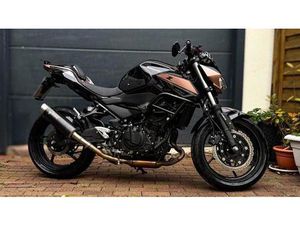 KAWASAKI Z400 2023 TOP ZUSTAND VIELE EXTRAS & UMBAUTEN