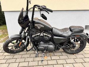 HARLEY-DAVIDSON IRON 883
