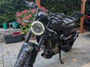 OCCASION HUSQVARNA SVARTPILEN 125