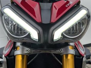 OCCASION TRIUMPH SPEED TRIPLE 1200 RS