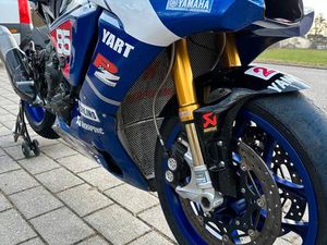 YAMAHA R1 RN49 YART RACING SETUP