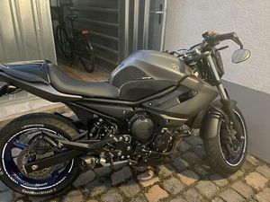 YAMAHA XJ6 NAKED BIKE VIEL ZUBEHÖR Z900