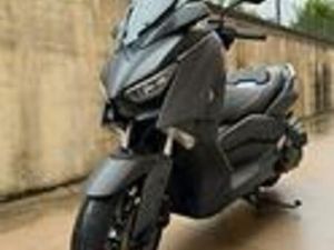 YAMAHA X MAX 400