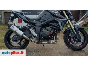 SUZUKI GSR 750 CC, STREET / CLASSIC
