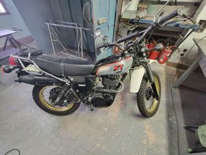 YAMAHA XT 500 NERO