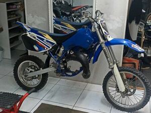 85 YZ