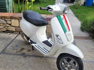 VESPA LX 125