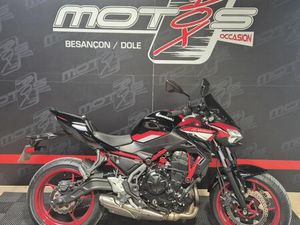 KAWASAKI Z650 - A PARTIR DE 125/MOIS