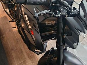 ZUSUKI GSX-S FULL BLACK 2021 A2 35KW 35 KW A2