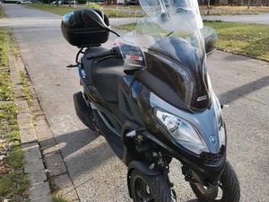 PIAGGIO MP3 300