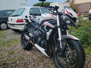 STREET TRIPLE 660S