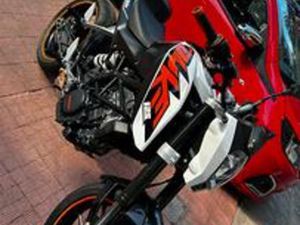 KTM DUKE 125,