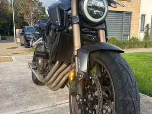 2024 HONDA CB650R – 6K KM – EXCELLENT CONDITION