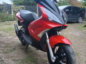 ПРОДАВАМ PEUGEOT JET FORCE 50 CC →