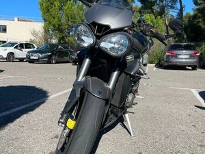 TRIUMPH 765 STREET TRIPLE RS, LIGNE SC PROJECT S1, ÉTAT PROCHE DU NEUF