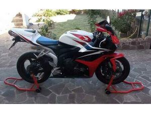 HONDA - CBR RR 600