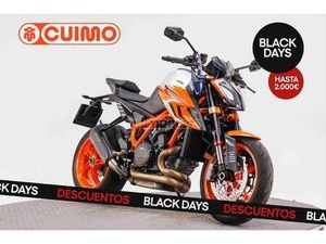 KTM - 1290 SUPER DUKE R