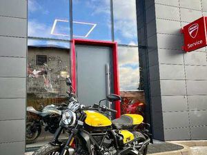 DUCATI SCRAMBLER FULL THROTTLE