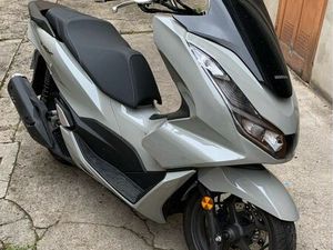 HONDA PCX