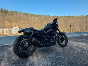 HARLEY DAVIDSON IRON 883