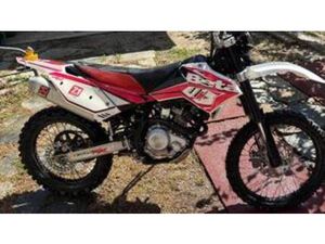 RR 125 4T ENDURO LC (2010 - 15)