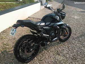 VENDS MOTO ZONTES 125 SCRAMBLER