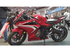 ② GEZOCHT HONDA CBR500R