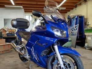 YAMAHA FJR
