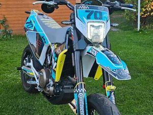 HUSQVARNA 701 | 04/23 | 1. HAND | TOP ZUSTAND | 75PS | 8513KM