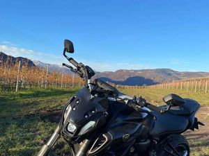 YAMAHA MT-07 DEPOTENZIATA A 35KW PER A2 NERO