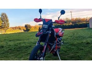 VENDO SWM SM 125 R (2022 - 24) USATA A BUSTO ARSIZIO (CODICE 9867647) - MOTO.IT