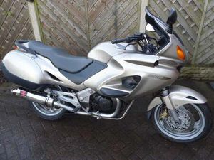 HONDA DEAUVILLE 650 V REG STAINLESS EXHUAST NEW BATTERY 1YRS MOT