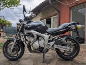 YAMAHA FZ6N