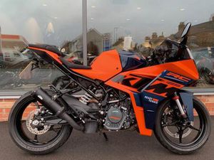 KTM RC 125 - 74 REG - 929 MILES - KTM WARRANTY UNTIL 09/12/26