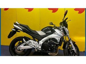 VENDO SUZUKI GSR 600 (2006 - 11) USATA A VENARIA REALE (CODICE 9867372) - MOTO.IT