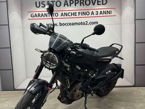 HUSQVARNA SVARTPILEN 401 NERO