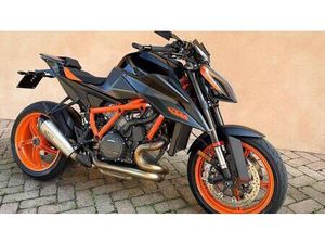 VENDO KTM 1290 SUPER DUKE R (2021) USATA A POLESINE ZIBELLO (CODICE 9867529) - MOTO.IT