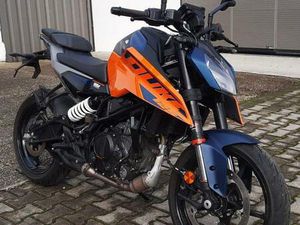 KTM 125 DUKE 2025, NEUWERTIG, VOM VERTRAGSHÄNDLER