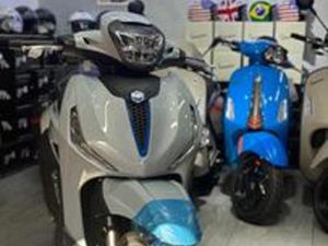 PIAGGIO BEVERLY 400 I.E. BEVERLY 400 S GRIGIO MERC
